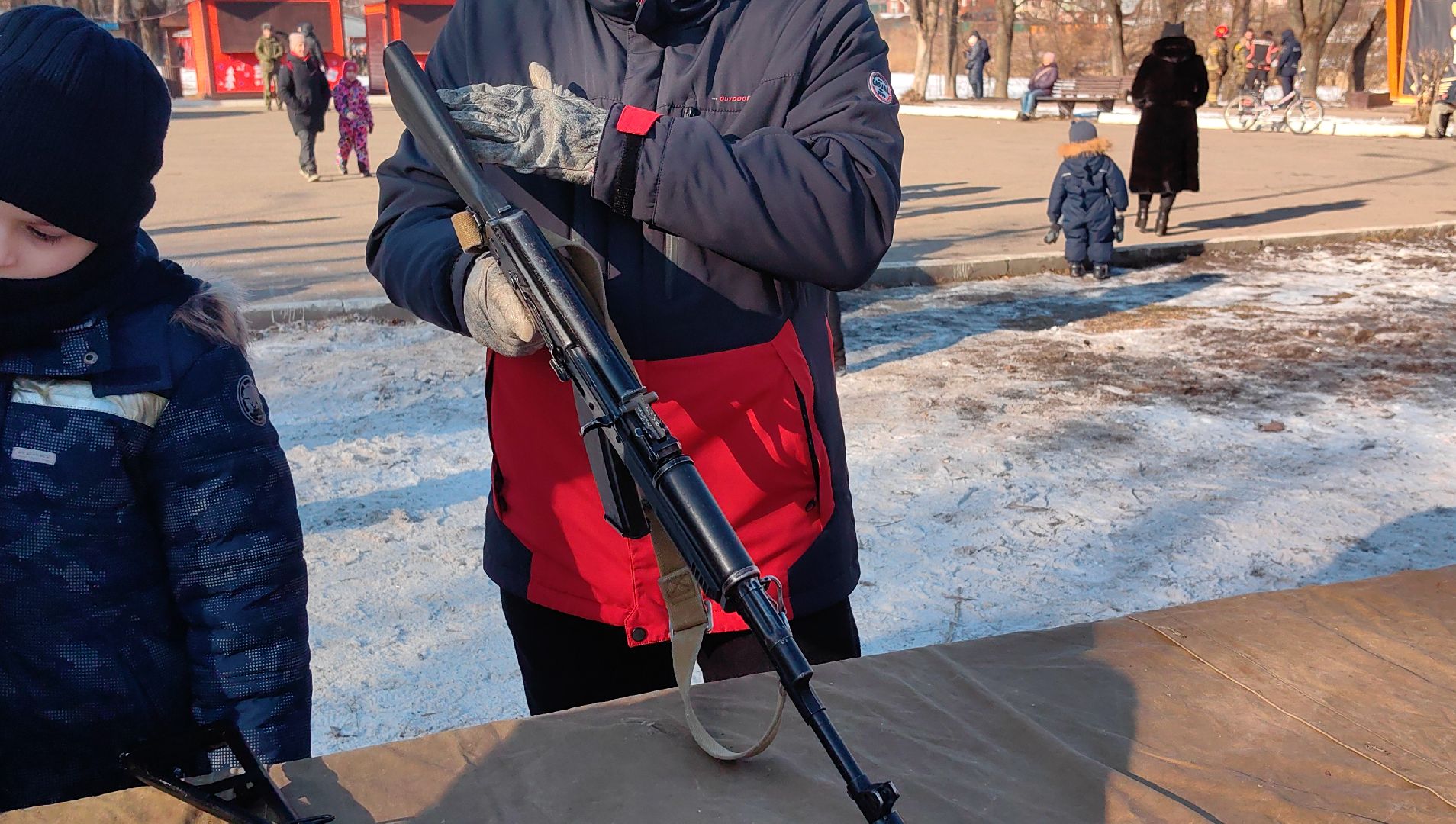 автомат калашникова, сборка-разборка, пистолет Макарова, мастер-класс, вертикалки,
