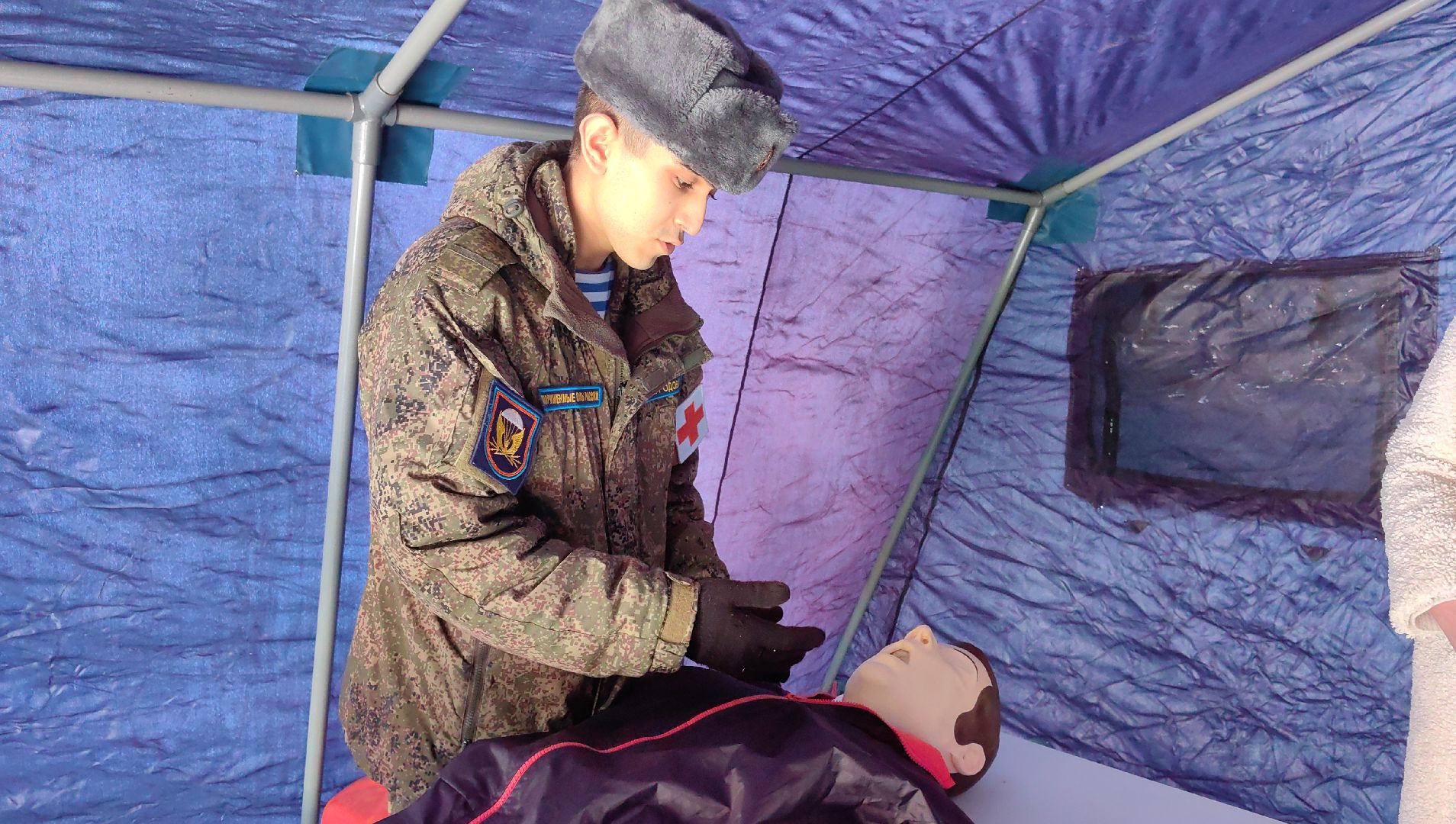 первая помощь, мастер-класс, аптечка, мед брат, парк, день защитника отечества, вертикалки,