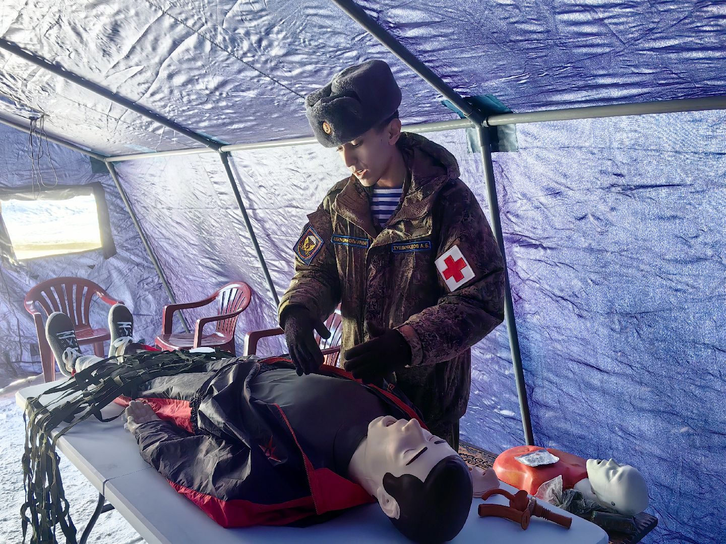 первая помощь, мастер-класс, аптечка, мед брат, парк, день защитника отечества, вертикалки,