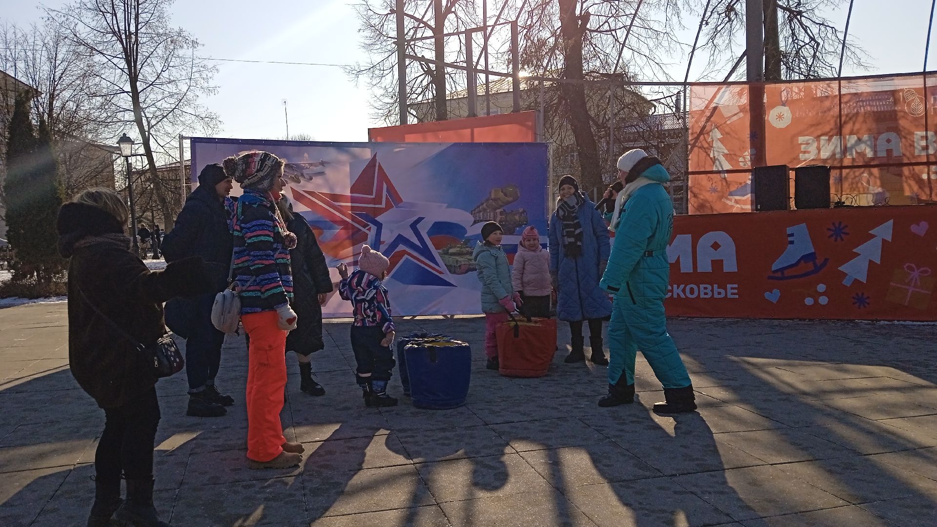 Коломна, 23 февраля, день защитника отечества, разрешите поздравить,