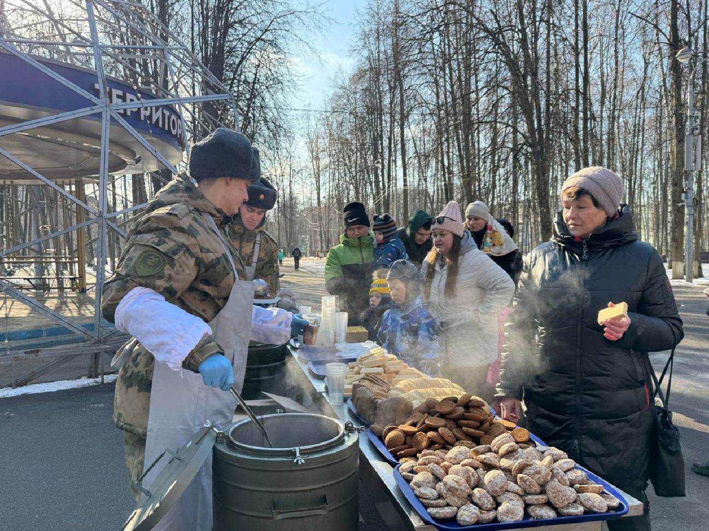 королёв, триколор, ленточки, россия, день защитника отечества,