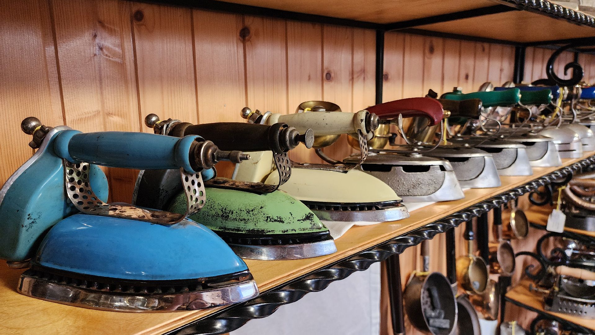 руза, история утюга, утюжатник, рузский муниципальный округ, частная коллекция,