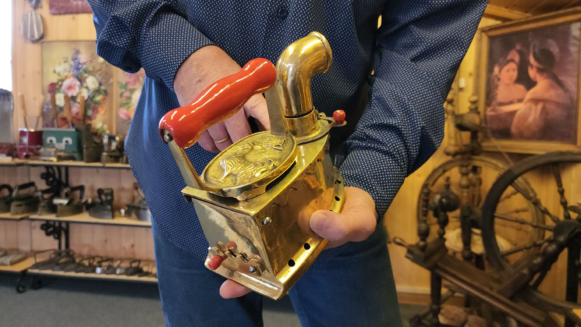 руза, история утюга, утюжатник, рузский муниципальный округ, частная коллекция,