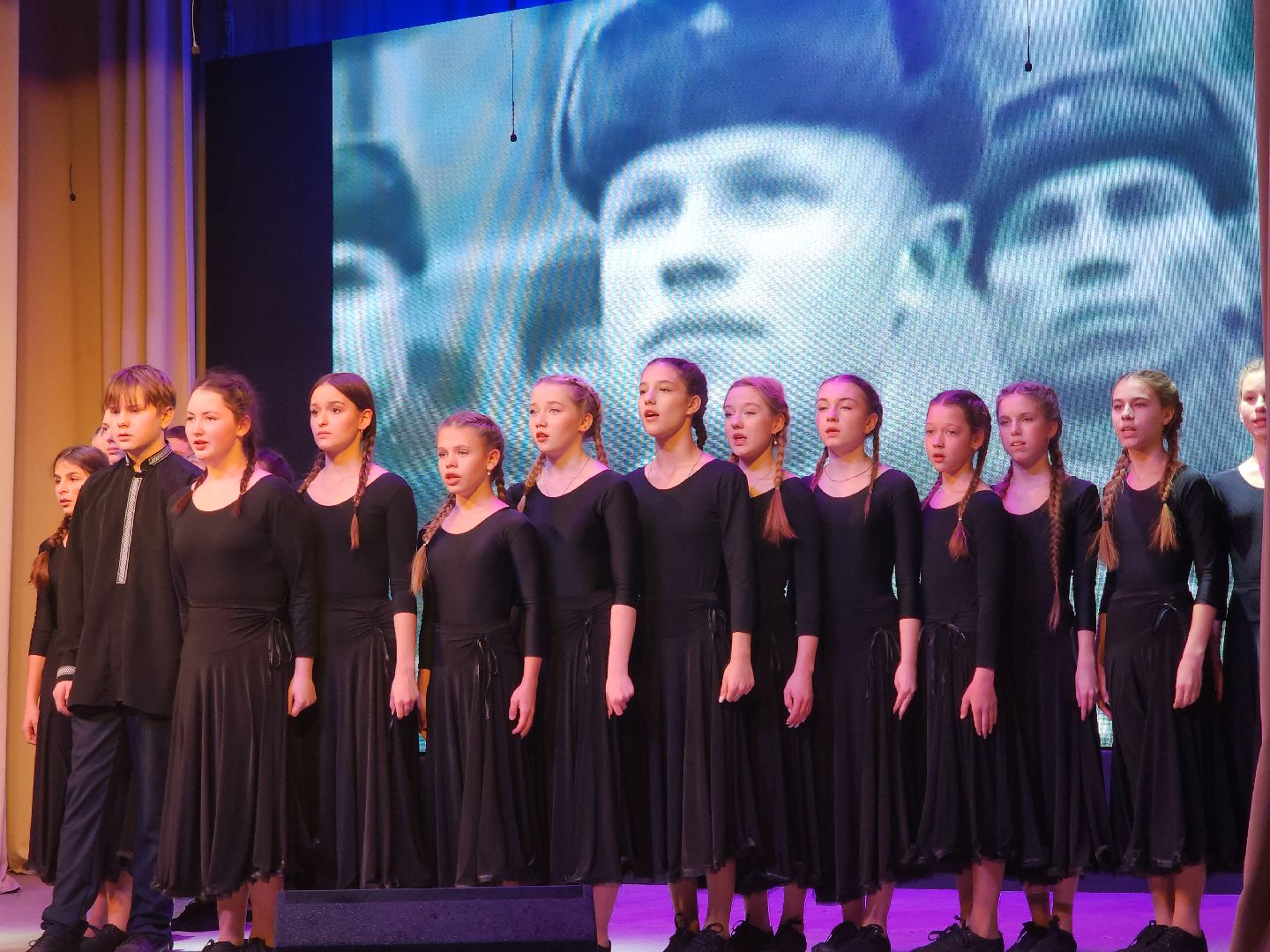 сво, волонтерская помощь, вертикалки,