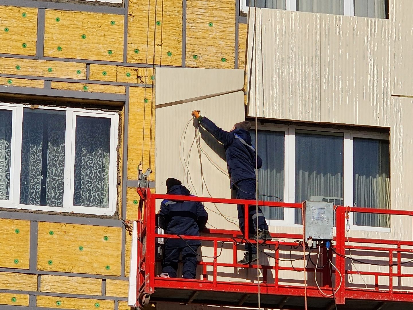 Чехов, улица Дружбы 1, жилой комплекс посейдон, капитальный ремонт фасада, реконструкция фасада, облицовка дома, наружная отделка, теплоизоляция, гидроизоляция, фонд капитального ремонта мо, вертикалки,