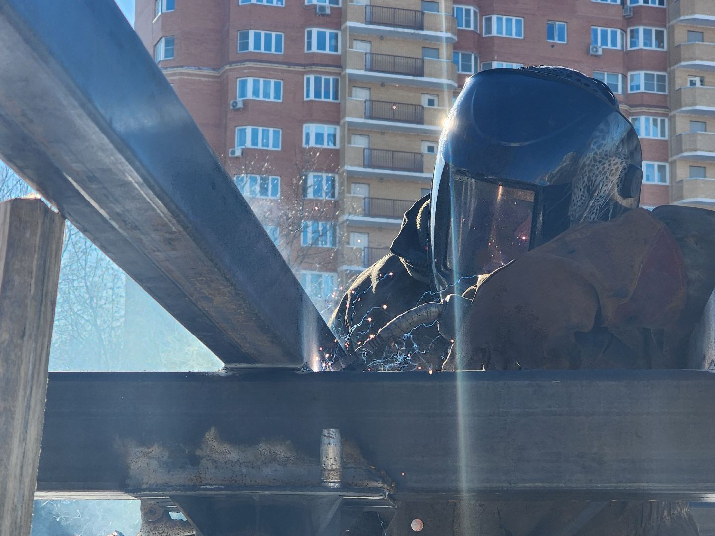 Чехов, улица Береговая, набережная реки Теребенка, благоустройство, обновление, реконструкция, металлические каркасы, пешеходные настилы, пирс, госпрограмма московской области, формирование комфортной городской среды, глава округа Михаил Собакин, нацпроект жилье и городская среда, вертикалки,