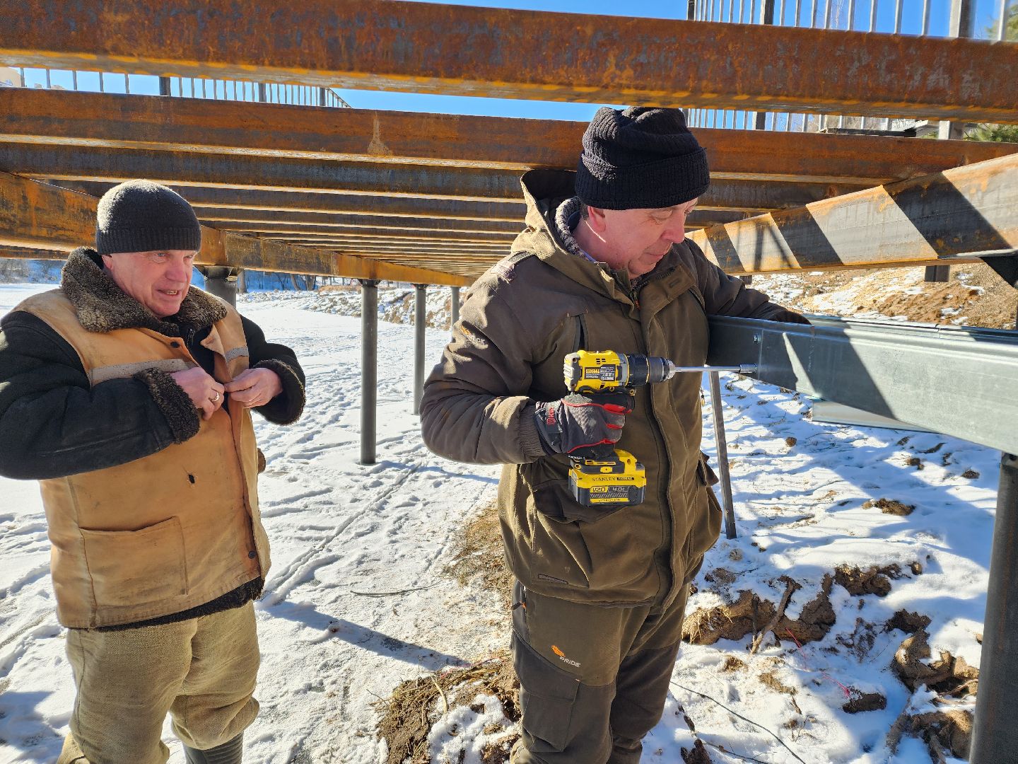 Чехов, улица Береговая, набережная реки Теребенка, благоустройство, обновление, прокладка сетей электроснабжения, инженерные коммуникации, наружное освещение, закладные под электрический кабель, госпрограмма московской области, формирование комфортной городской среды,