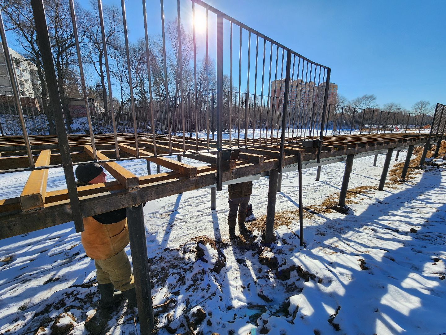Чехов, улица Береговая, набережная реки Теребенка, благоустройство, обновление, прокладка сетей электроснабжения, инженерные коммуникации, наружное освещение, закладные под электрический кабель, госпрограмма московской области, формирование комфортной городской среды,