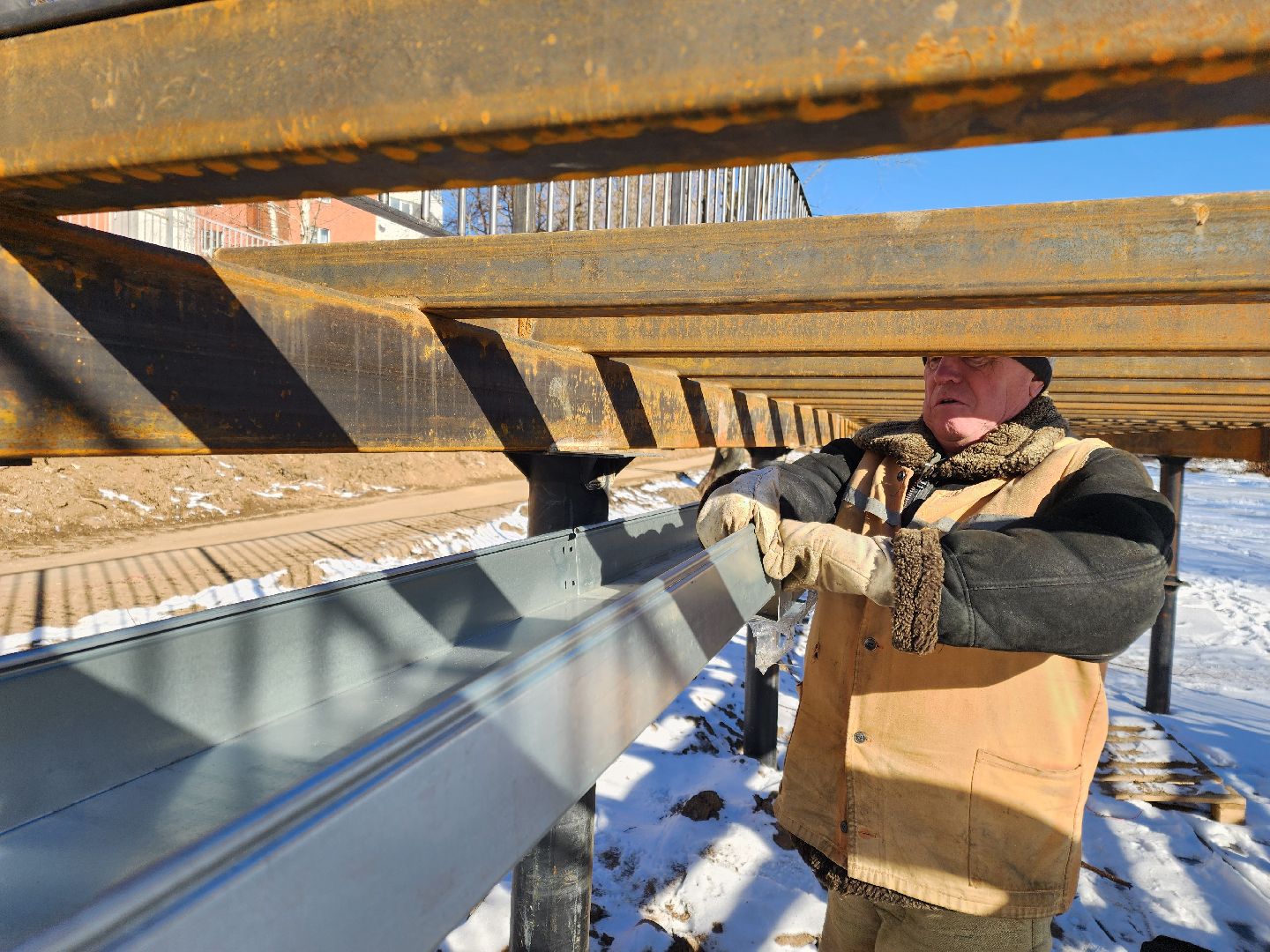 Чехов, улица Береговая, набережная реки Теребенка, благоустройство, обновление, прокладка сетей электроснабжения, инженерные коммуникации, наружное освещение, закладные под электрический кабель, госпрограмма московской области, формирование комфортной городской среды,