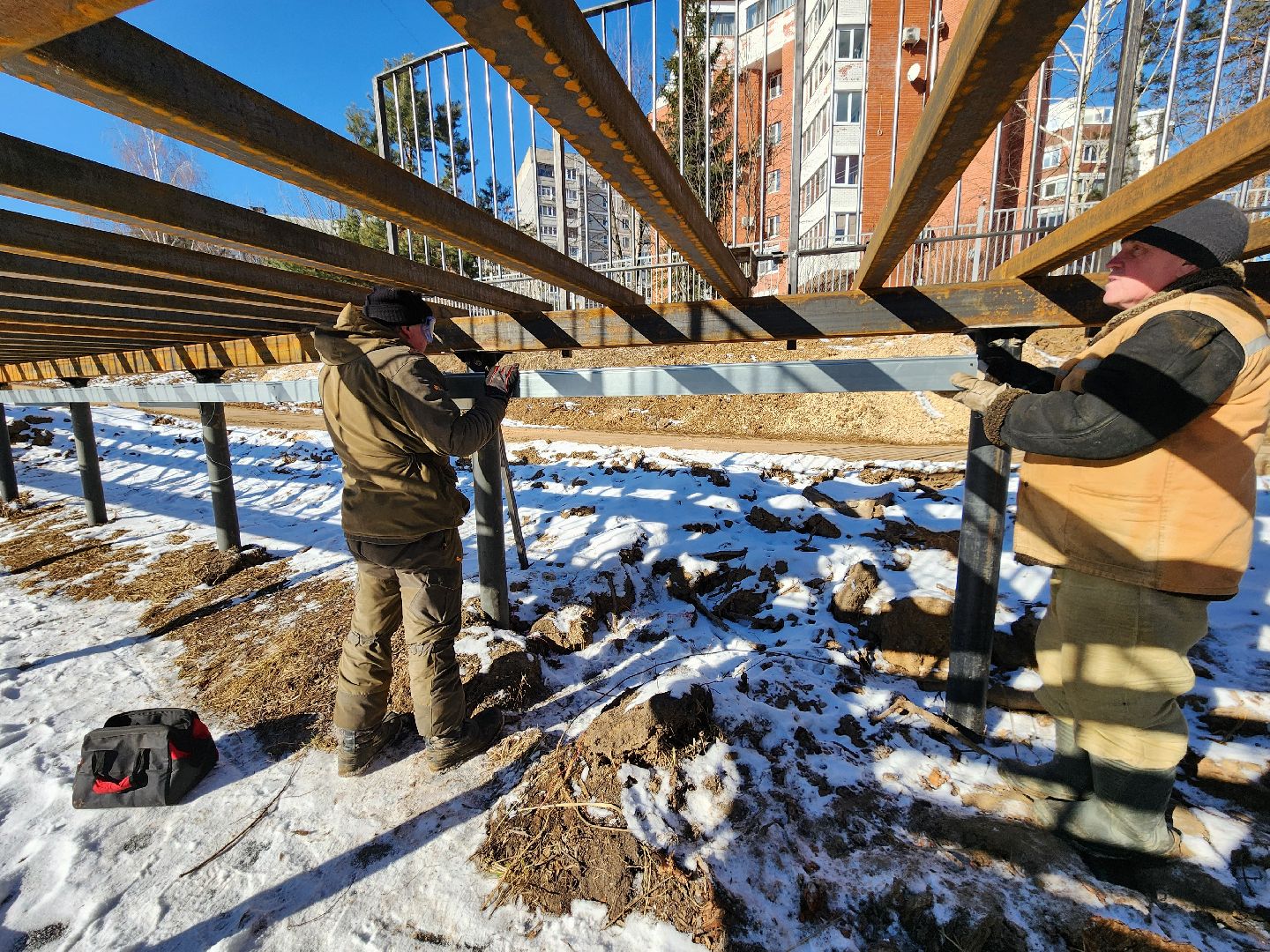 Чехов, улица Береговая, набережная реки Теребенка, благоустройство, обновление, прокладка сетей электроснабжения, инженерные коммуникации, наружное освещение, закладные под электрический кабель, госпрограмма московской области, формирование комфортной городской среды,