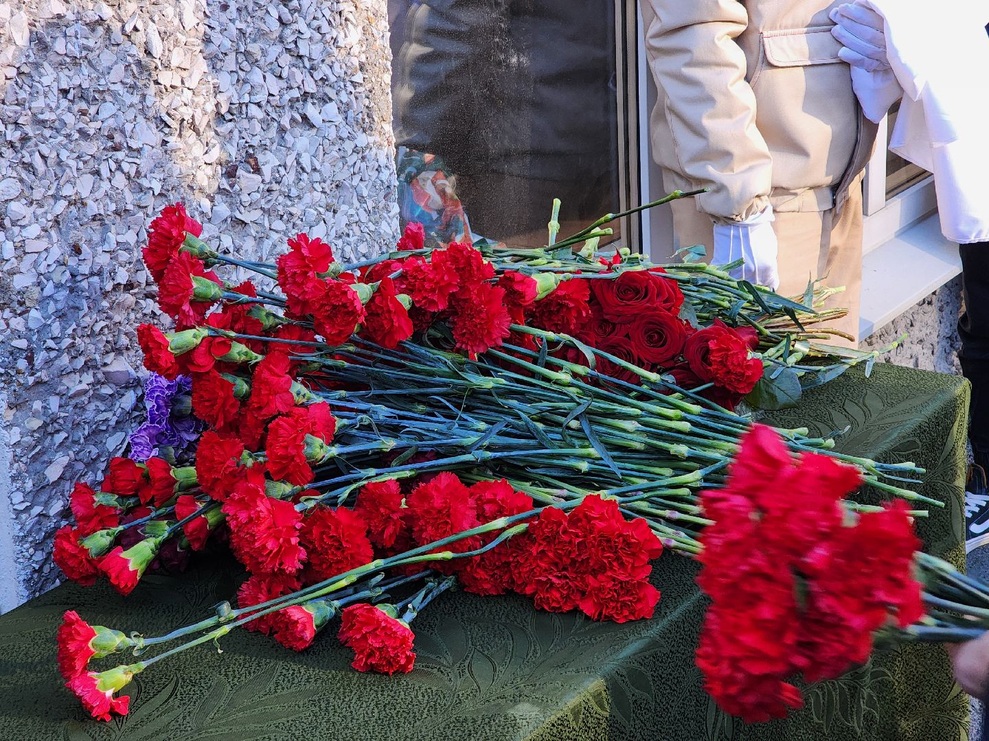 Память, Герой, Доска памяти,