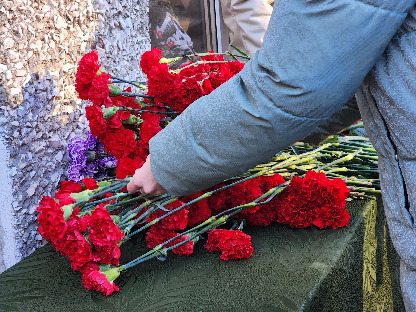 Память, Герой, Доска памяти,