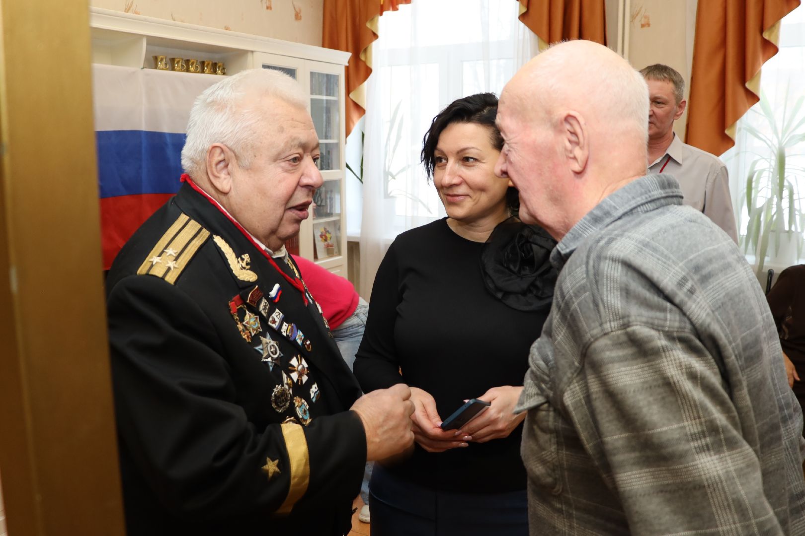 ивантеевка, интернат, пожилые люди, подарки, праздник,нежный бизнес, забота о жителях,