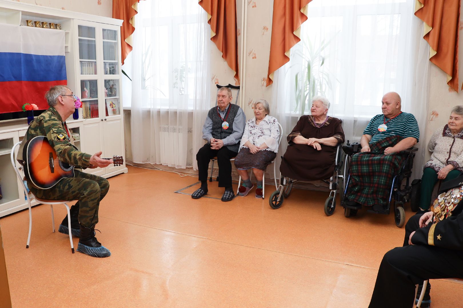 ивантеевка, интернат, пожилые люди, подарки, праздник,нежный бизнес, забота о жителях,
