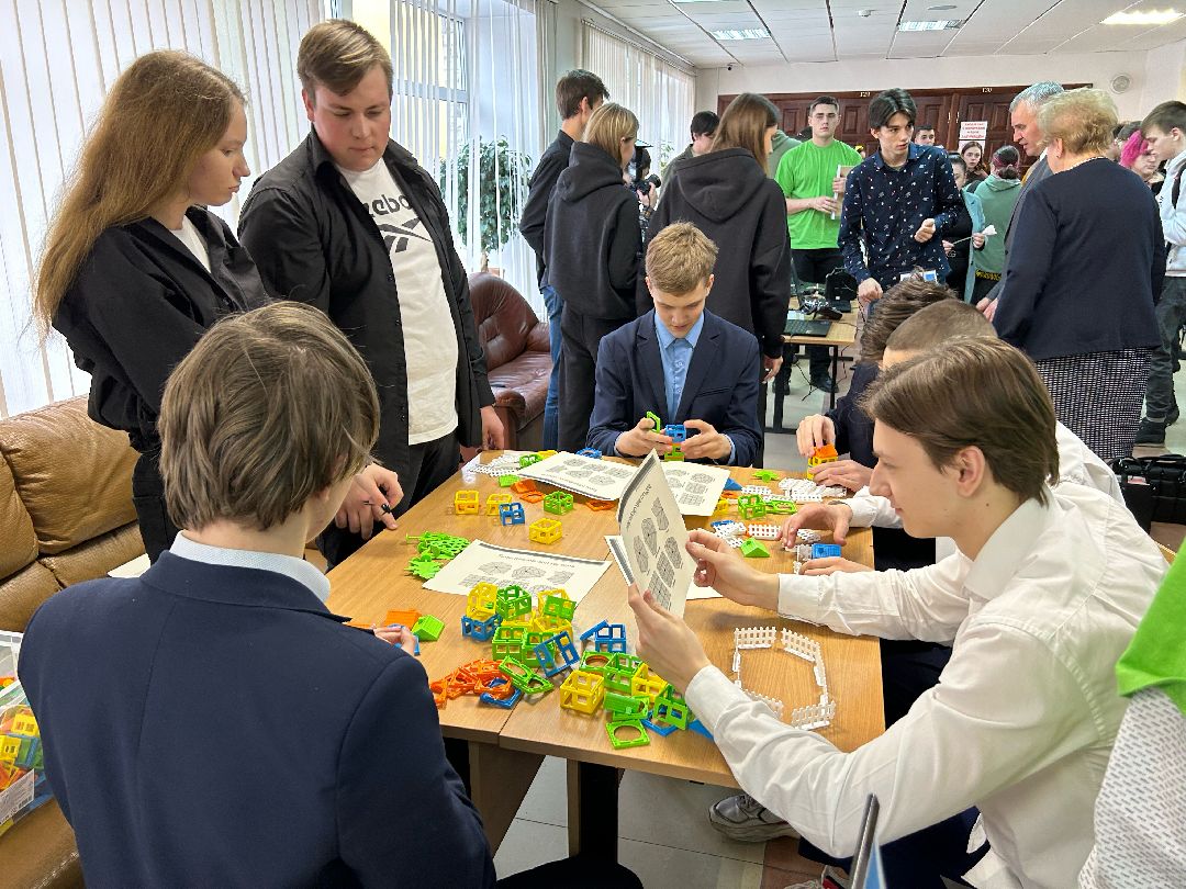 Фрязино, общество