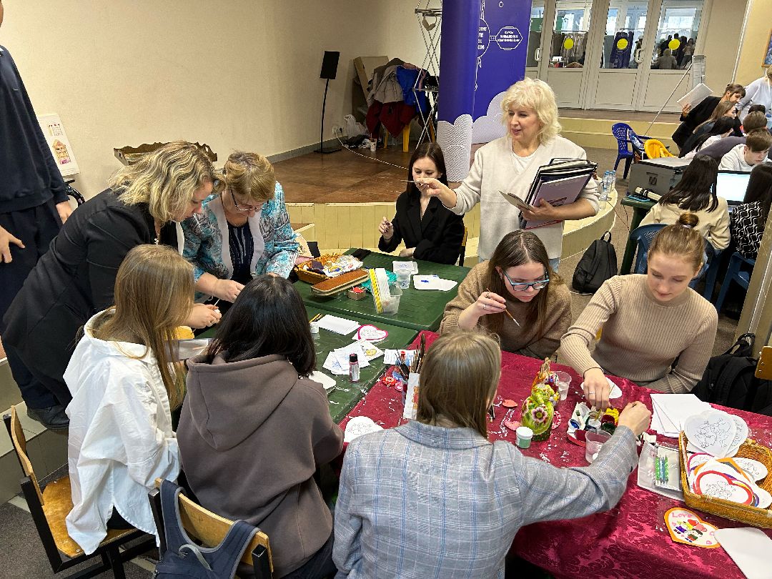 Фрязино, общество