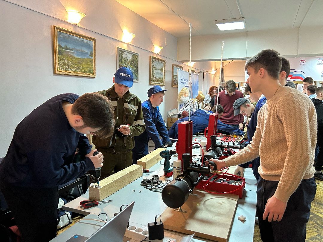 Фрязино, общество