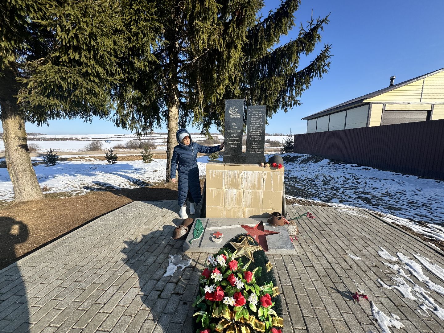 шаховская, памятник воинам-землякам, 80 лет победы,