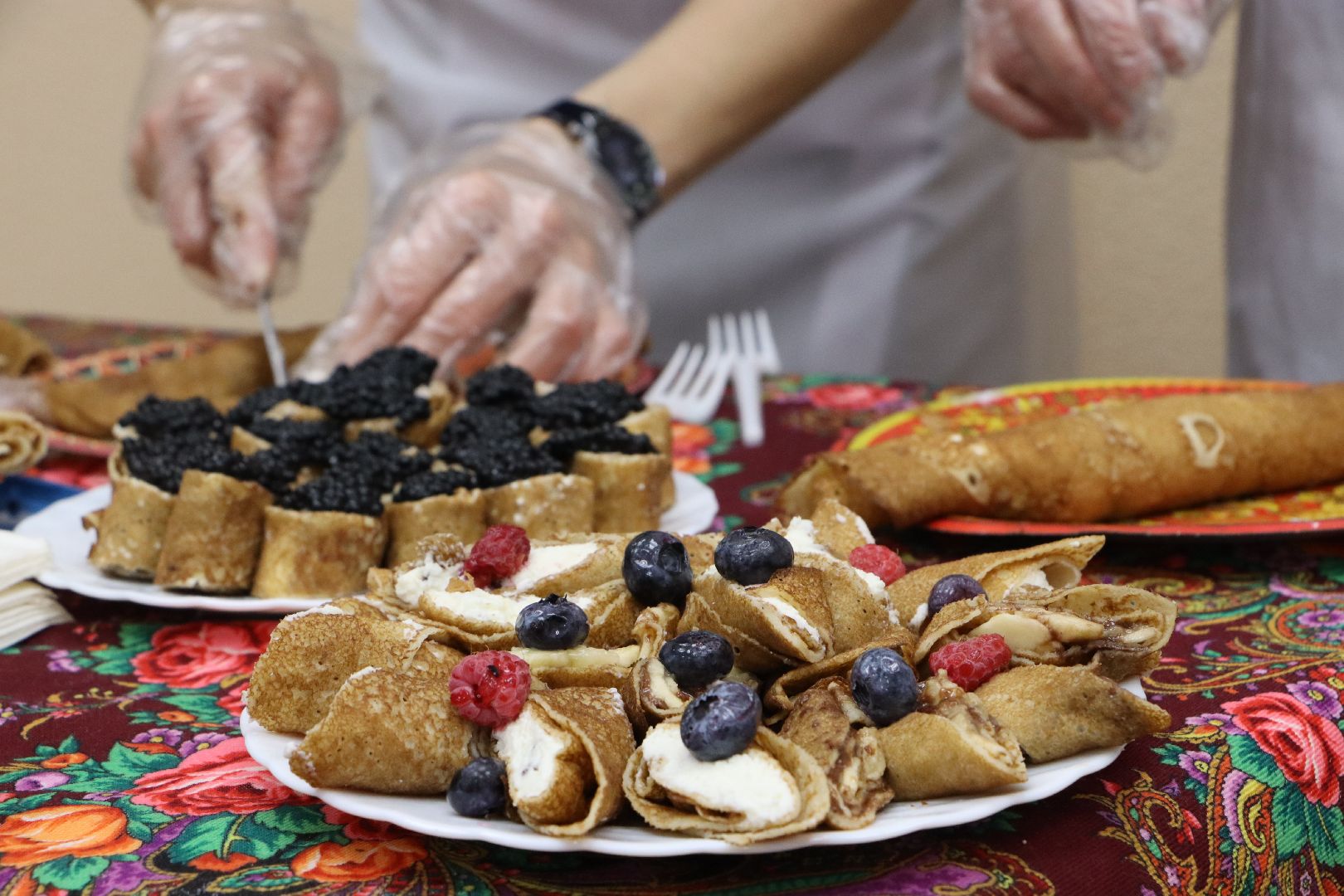 серебряные пруды, социальная защита серебряных прудов, активное долголетие, масленица, блины, налистники, молодогвардейцы серебряных прудов,