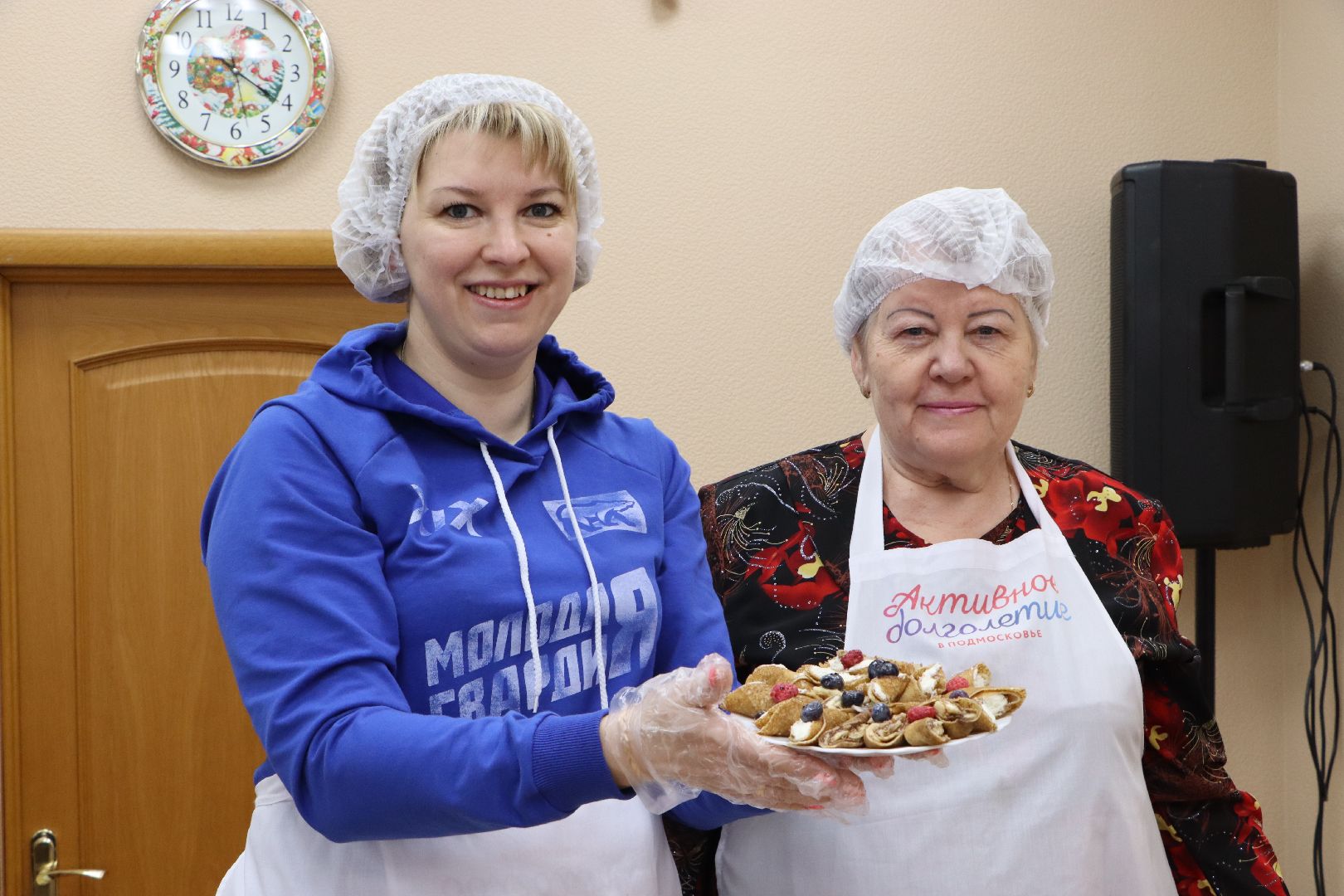 серебряные пруды, социальная защита серебряных прудов, активное долголетие, масленица, блины, налистники, молодогвардейцы серебряных прудов,