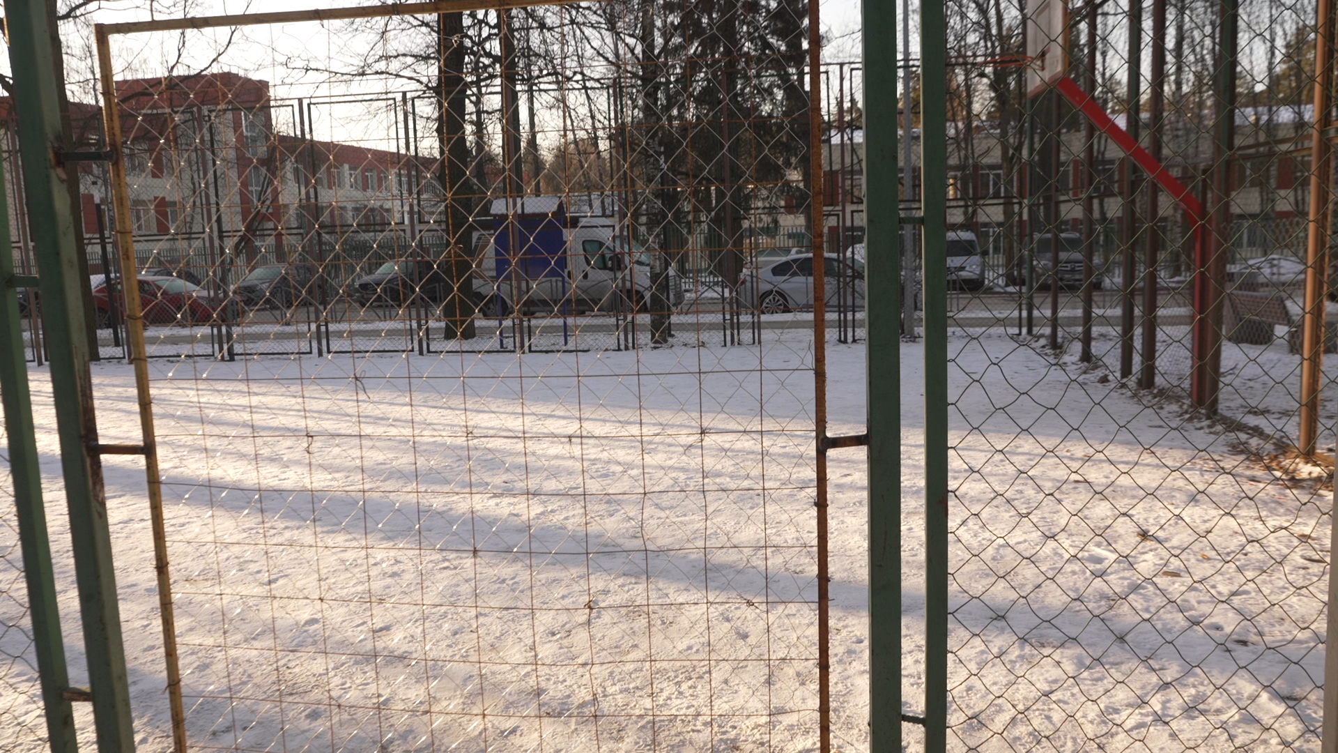 спортивная площадка Власиха, ремонт спортплощадки, обращения жителей, Власиха спортплощадка, вертикалки,