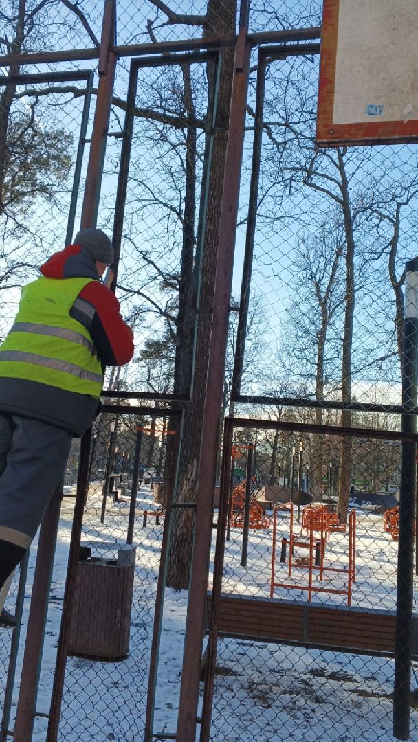 спортивная площадка Власиха, ремонт спортплощадки, обращения жителей, Власиха спортплощадка, вертикалки,