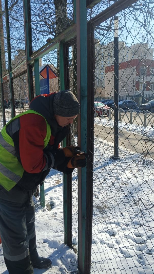 спортивная площадка Власиха, ремонт спортплощадки, обращения жителей, Власиха спортплощадка, вертикалки,