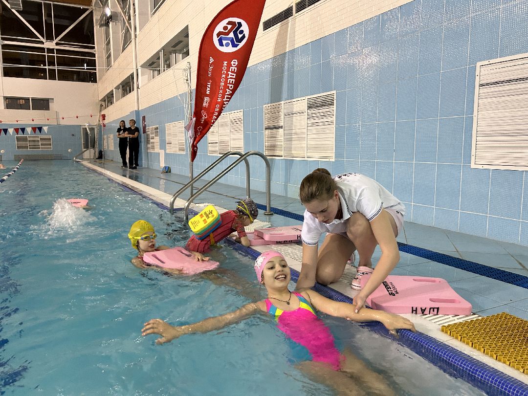 Фрязино, общество