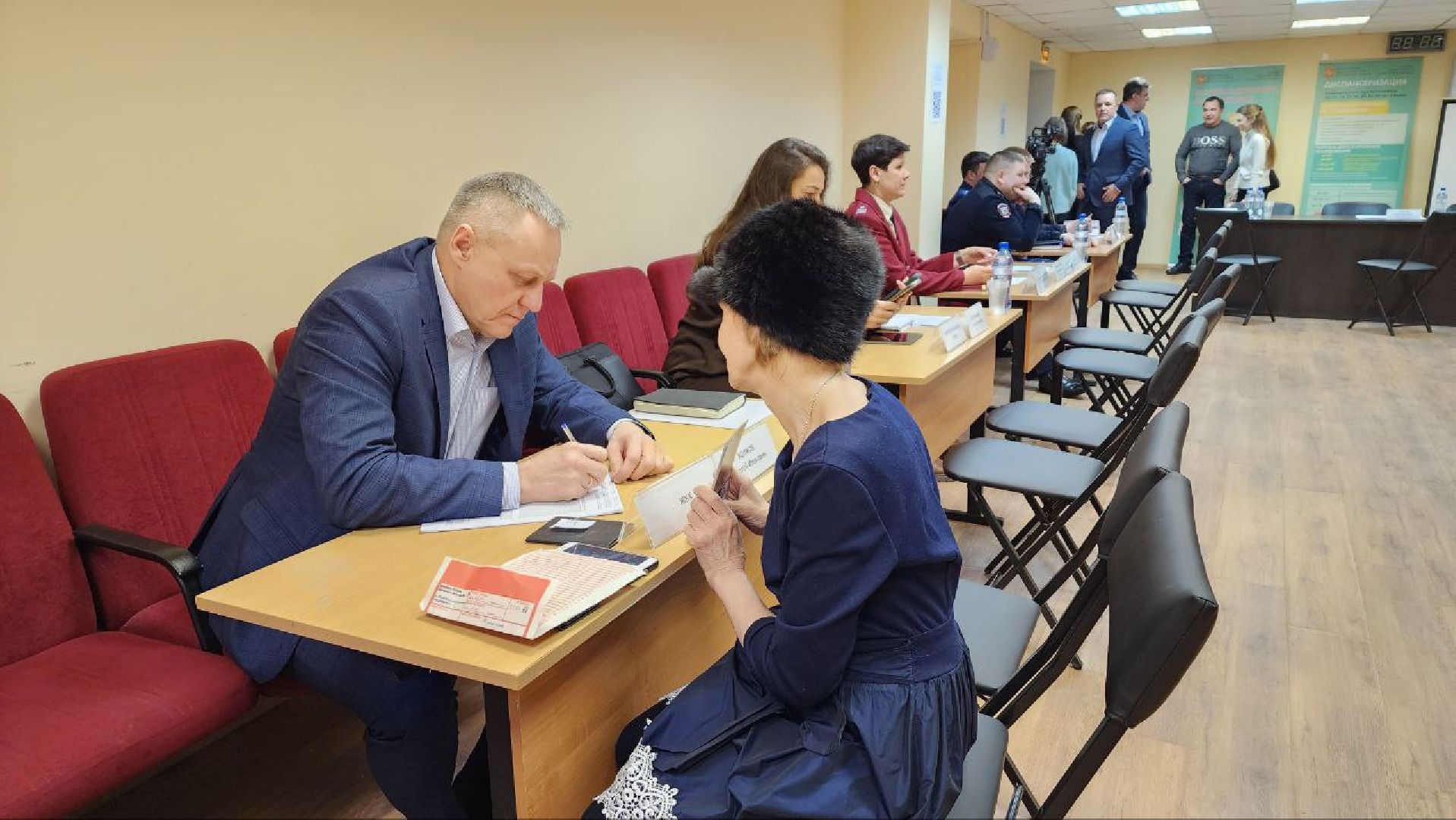 Дмитров, Выездная администрация, Дмитровская больница, вертикалки,