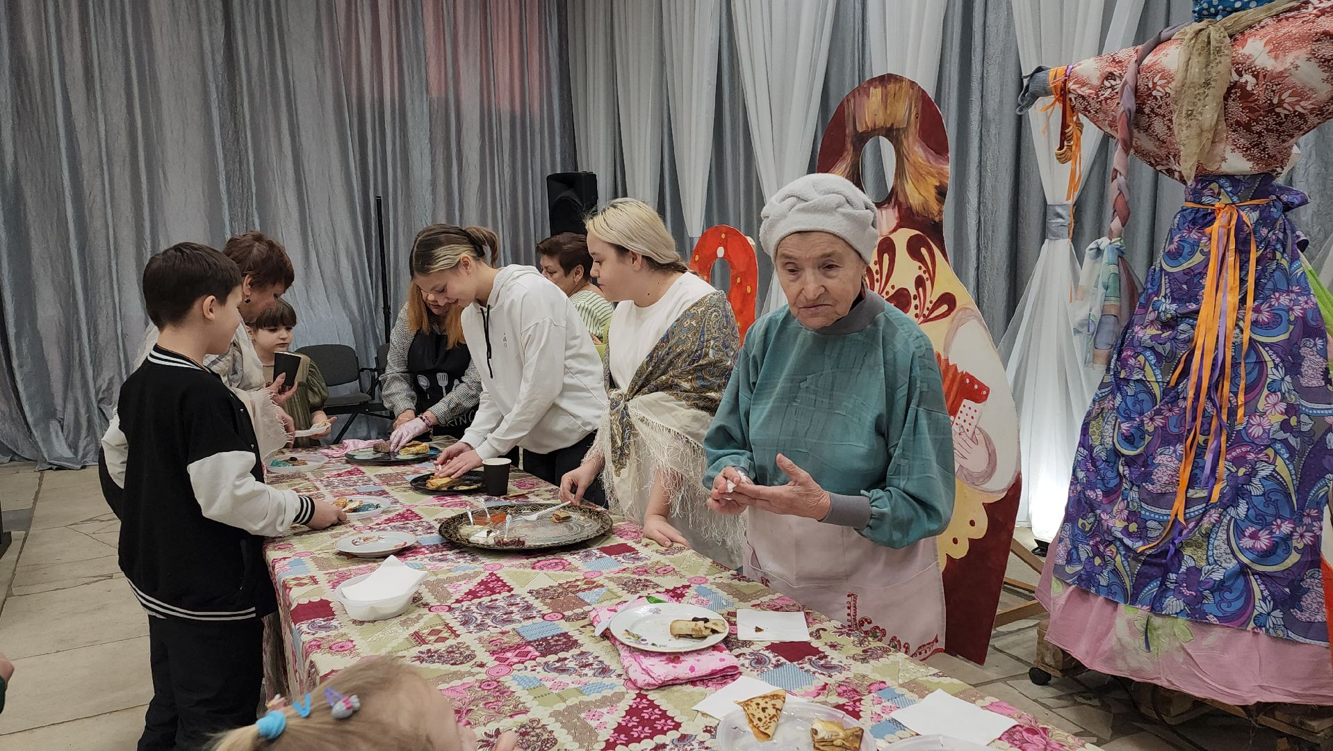 Масленица, конкурс блинов, Лобня, вертикалки,