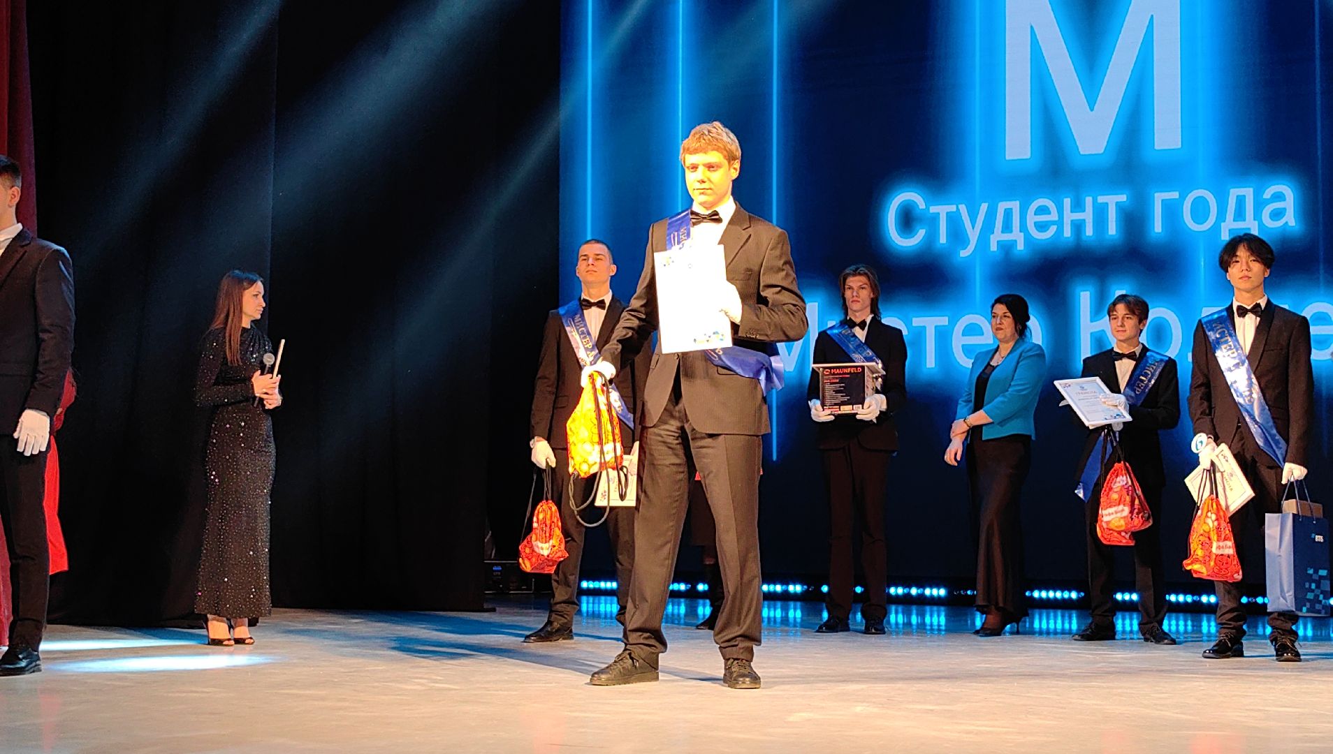 Мистер Колледж, конкурс, смекалка, ЦДК, структурное подразделение, день защитника отечества, вертикалки,