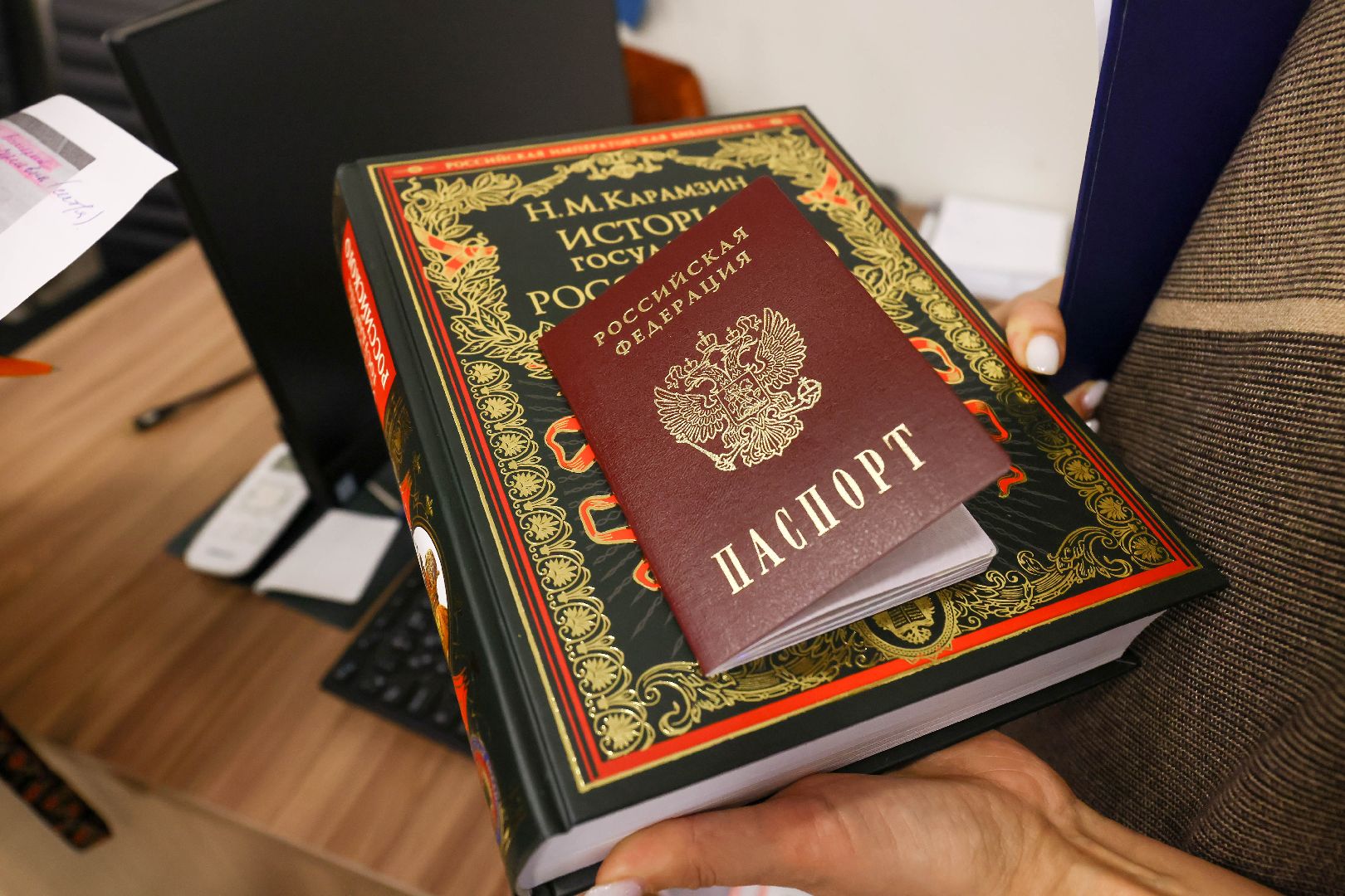 ректов, вертикалки, паспорта, первый паспорт,