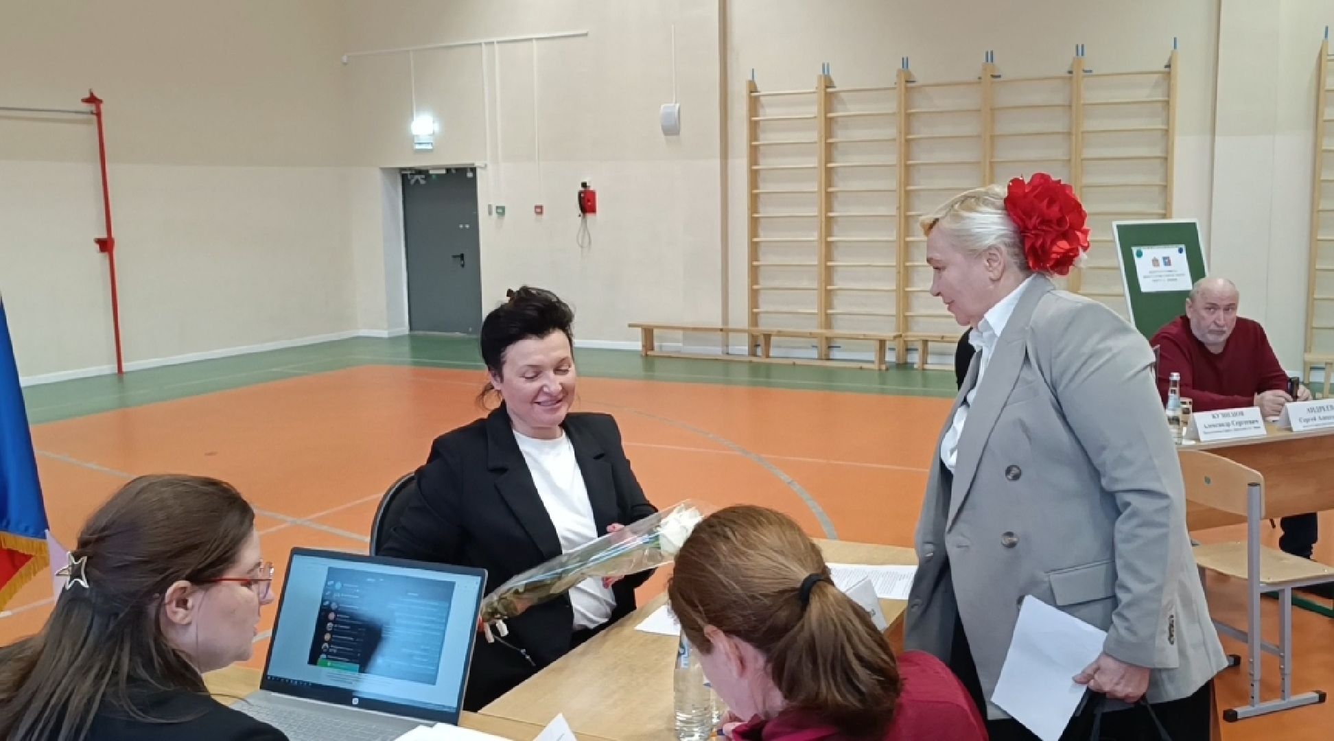 лобня, цветы, вертикалки,