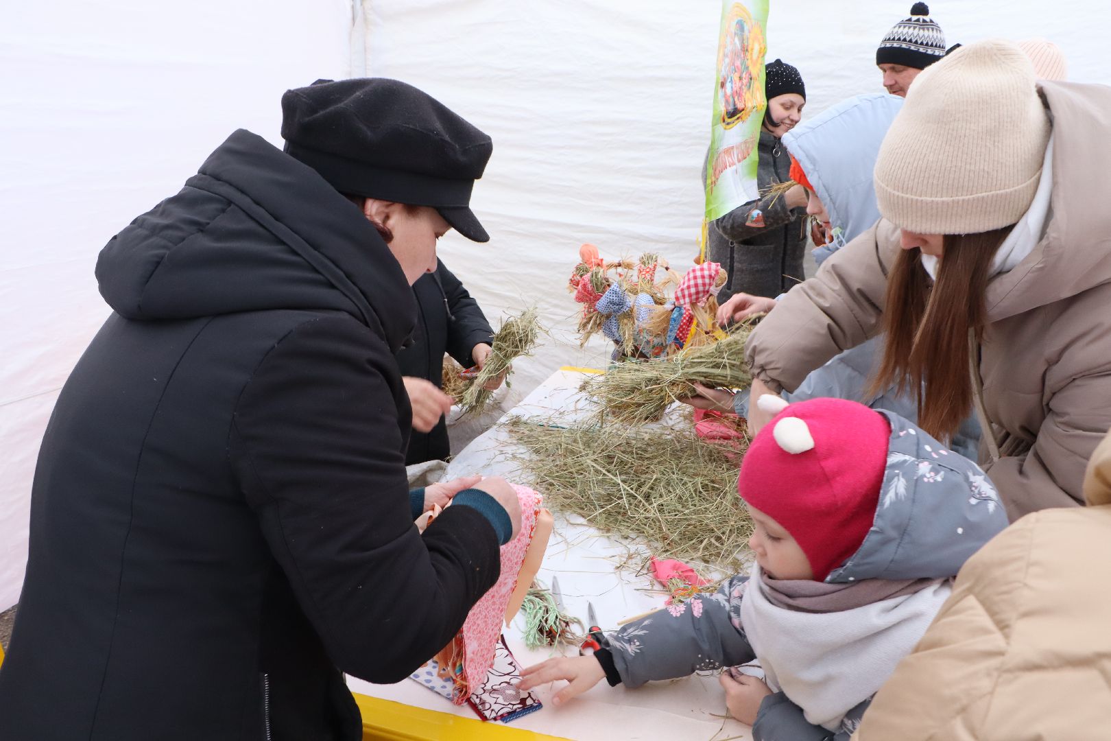 масленица, чучело, серебряные пруды, парк серебряный, масленичные гуляния,