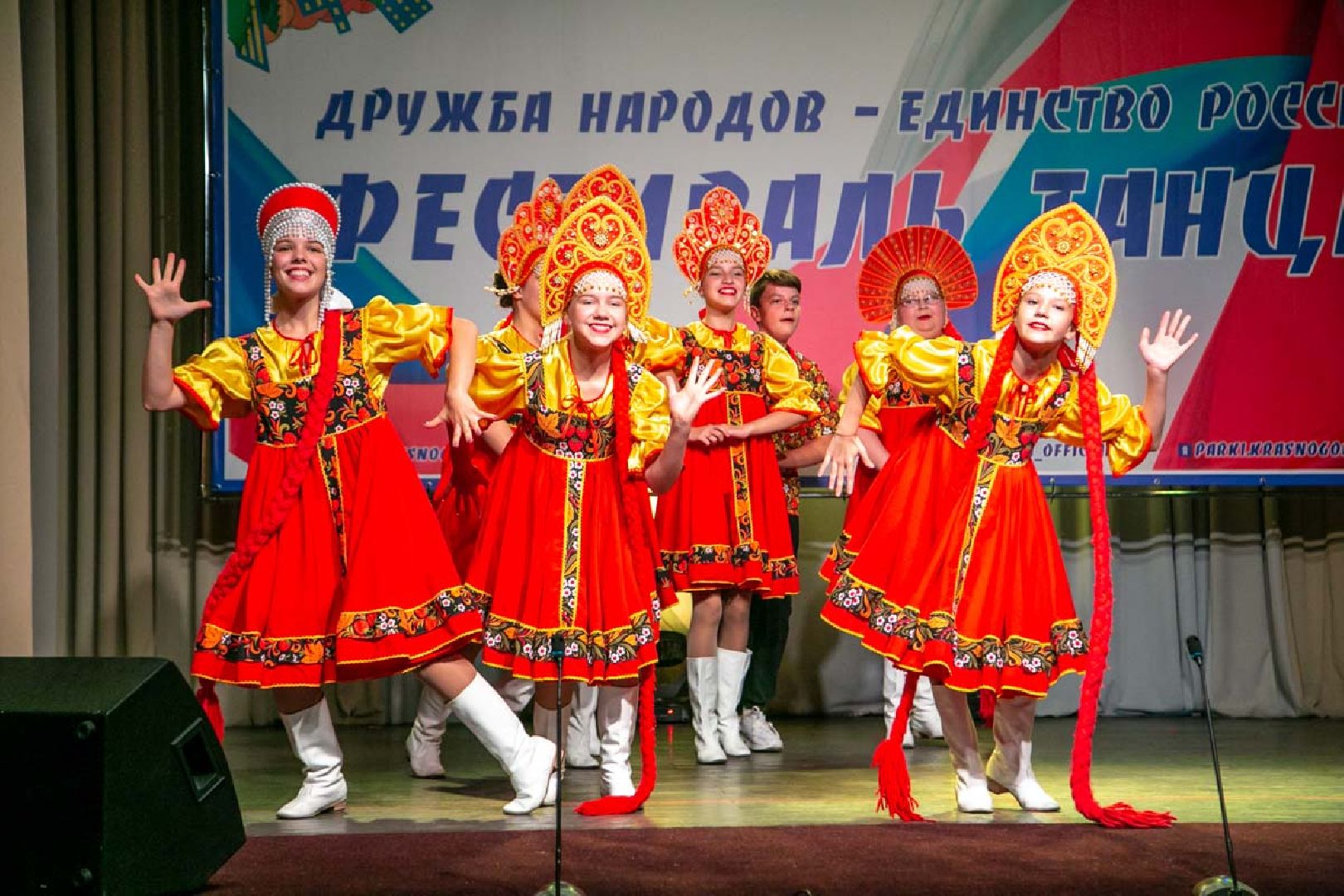 вертикалки, театр забияки, женщина, 8 марта,