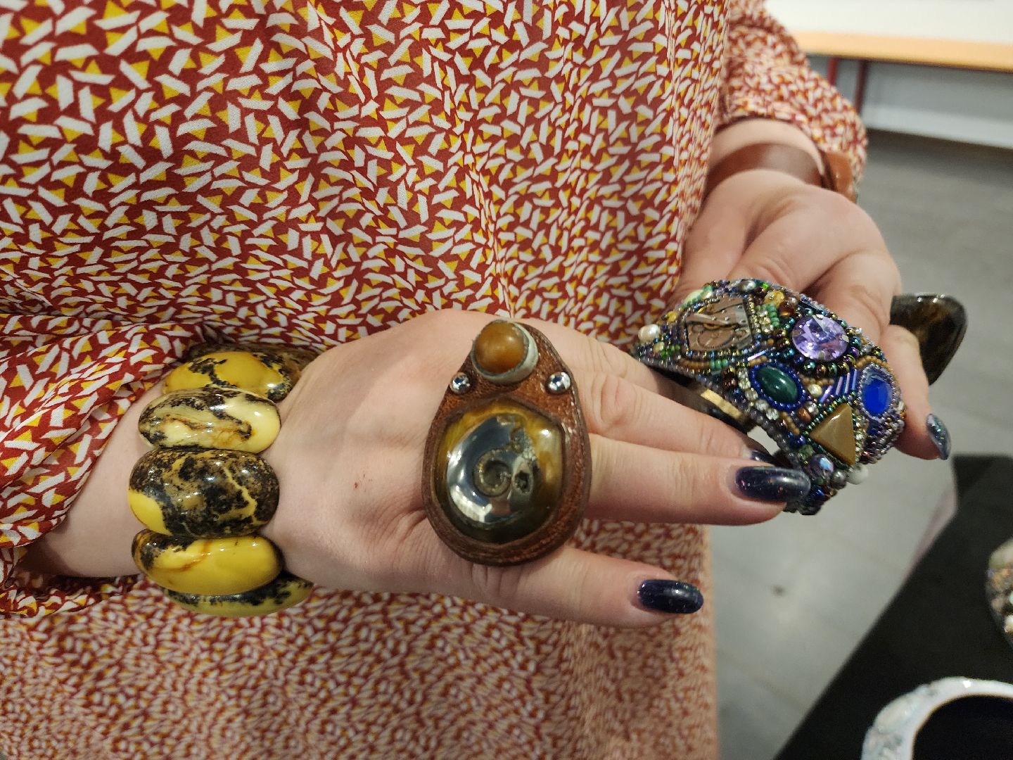 вертикалки, женщины, 8 марта, бисер,