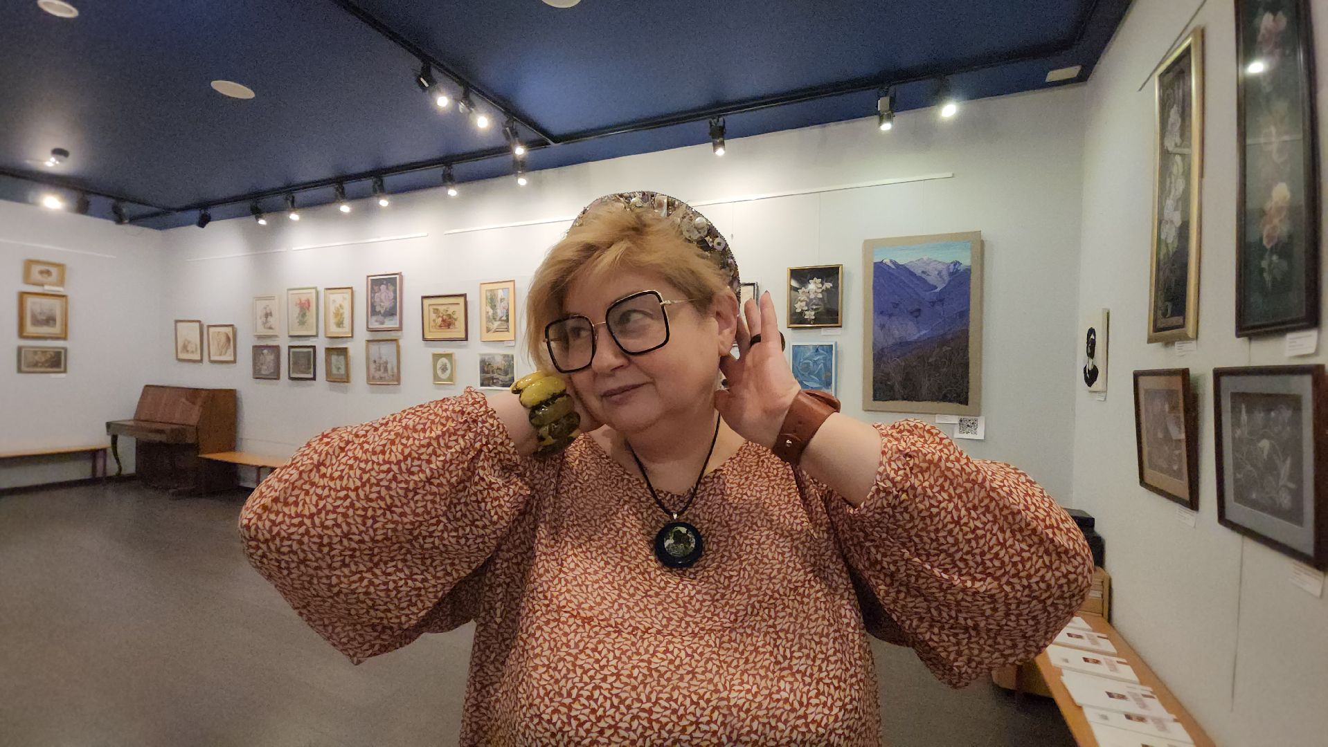 вертикалки, женщины, 8 марта, бисер,