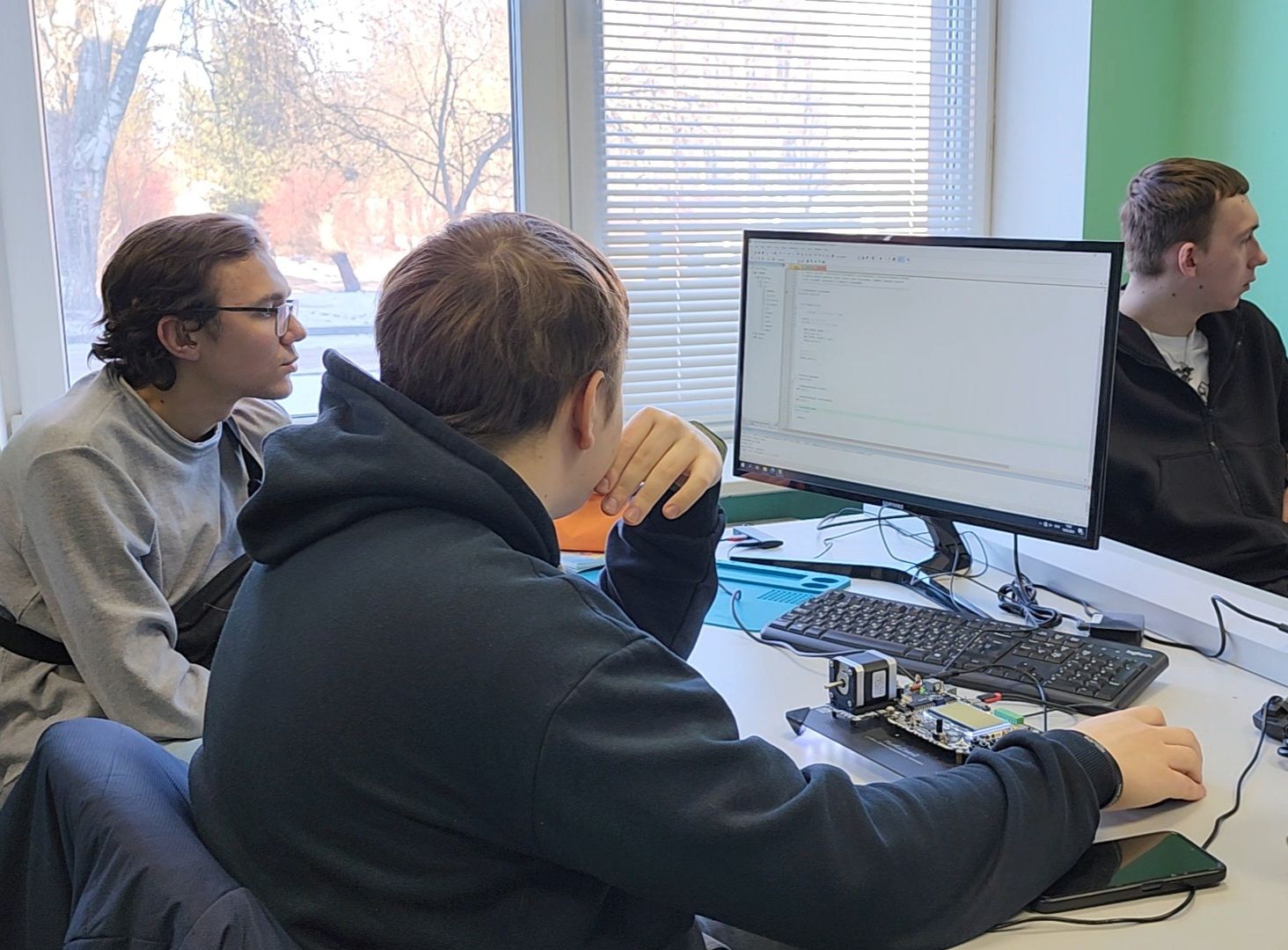 Дубна, Университет дубна, студенты, трудоустройство, инженеры, конструкторы, вертикалки,