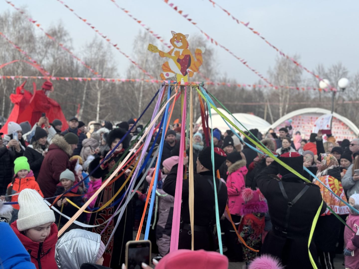 Арт-Масленица, Самое высокое чучело России, Масленичный фестиваль, масленичные гуляния, музей заповедник горки ленинские,