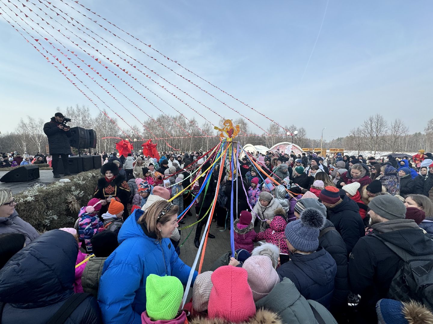 Арт-Масленица, Самое высокое чучело России, Масленичный фестиваль, масленичные гуляния, музей заповедник горки ленинские,