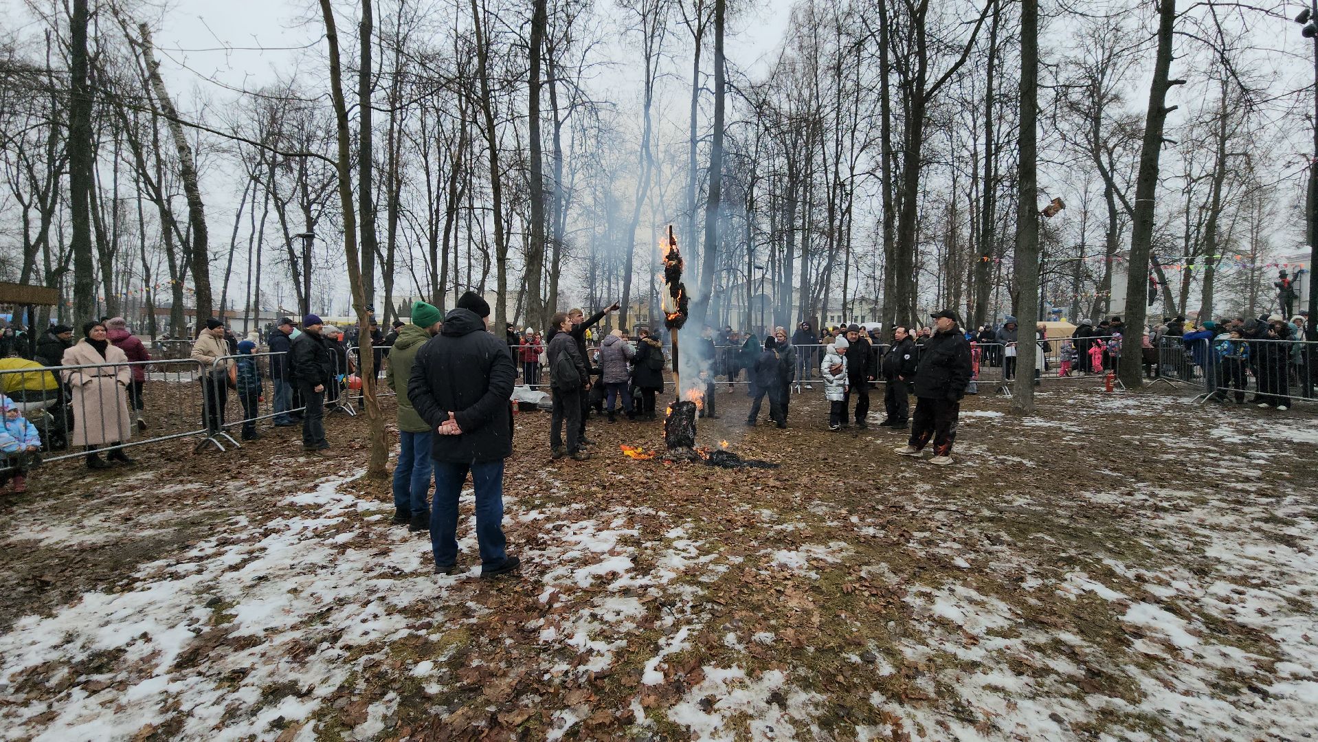 серпухов, парк имени олега степанова, проводы русской зимы, масленица, прощеное воскресенье, вертикалки