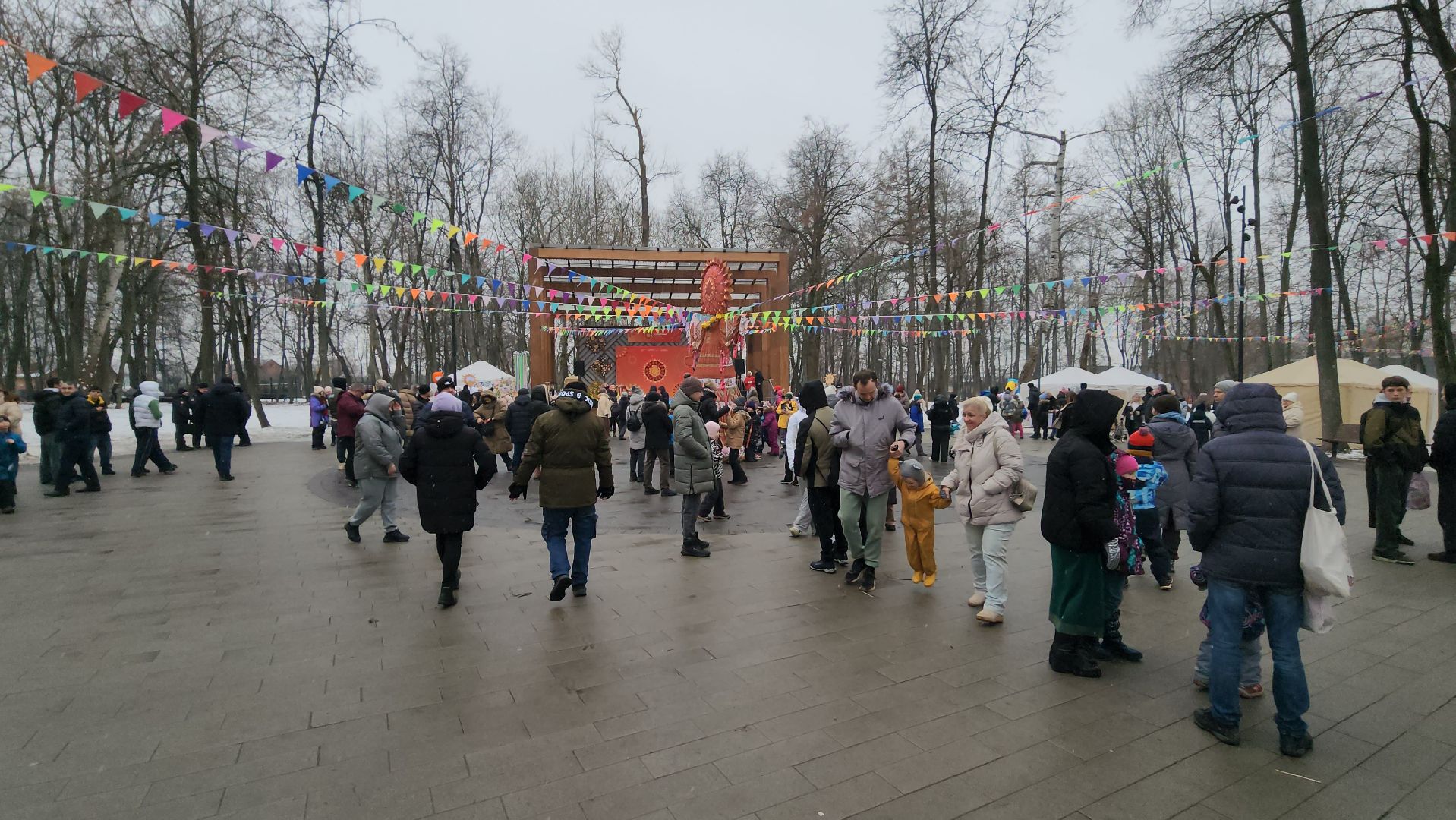 серпухов, парк имени олега степанова, проводы русской зимы, масленица, прощеное воскресенье, вертикалки