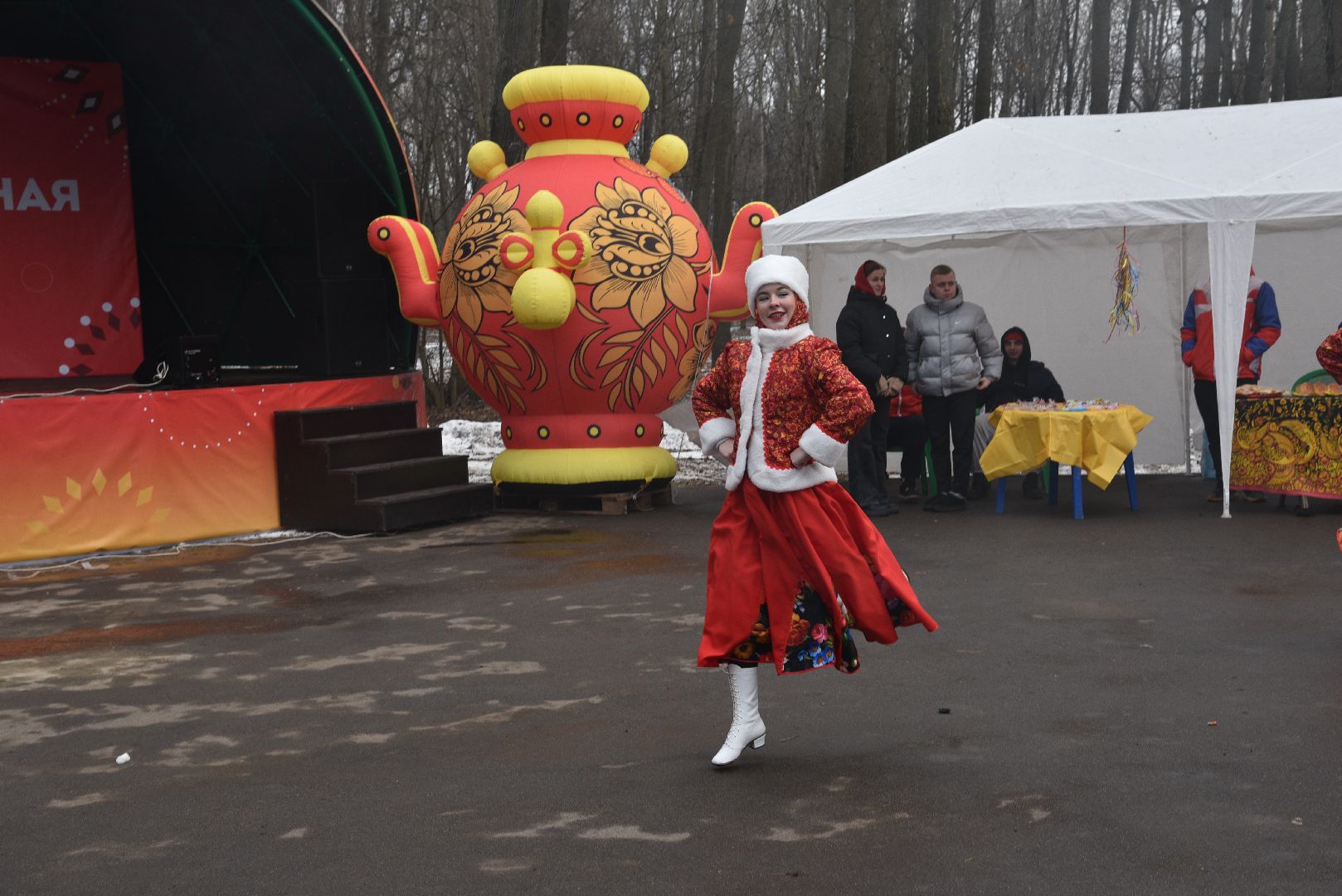 лотошино, лотошинский парк, масленица, праздник,