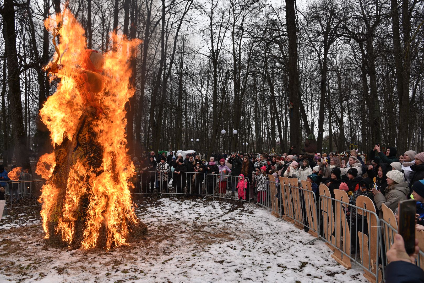 лотошино, лотошинский парк, масленица, праздник,
