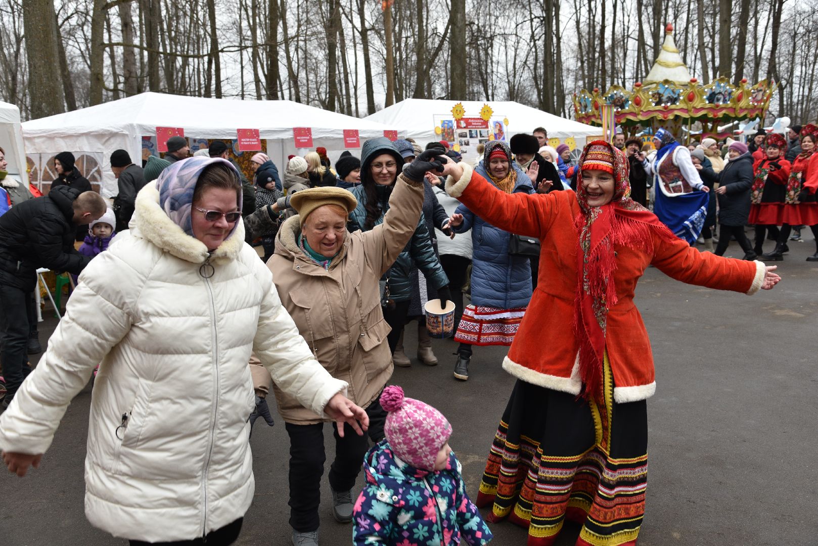 лотошино, лотошинский парк, масленица, праздник,