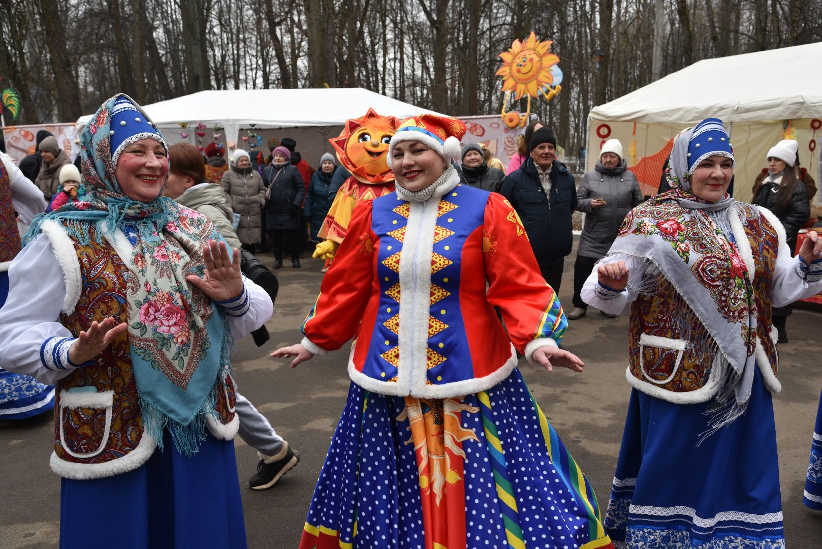 лотошино, лотошинский парк, масленица, праздник,