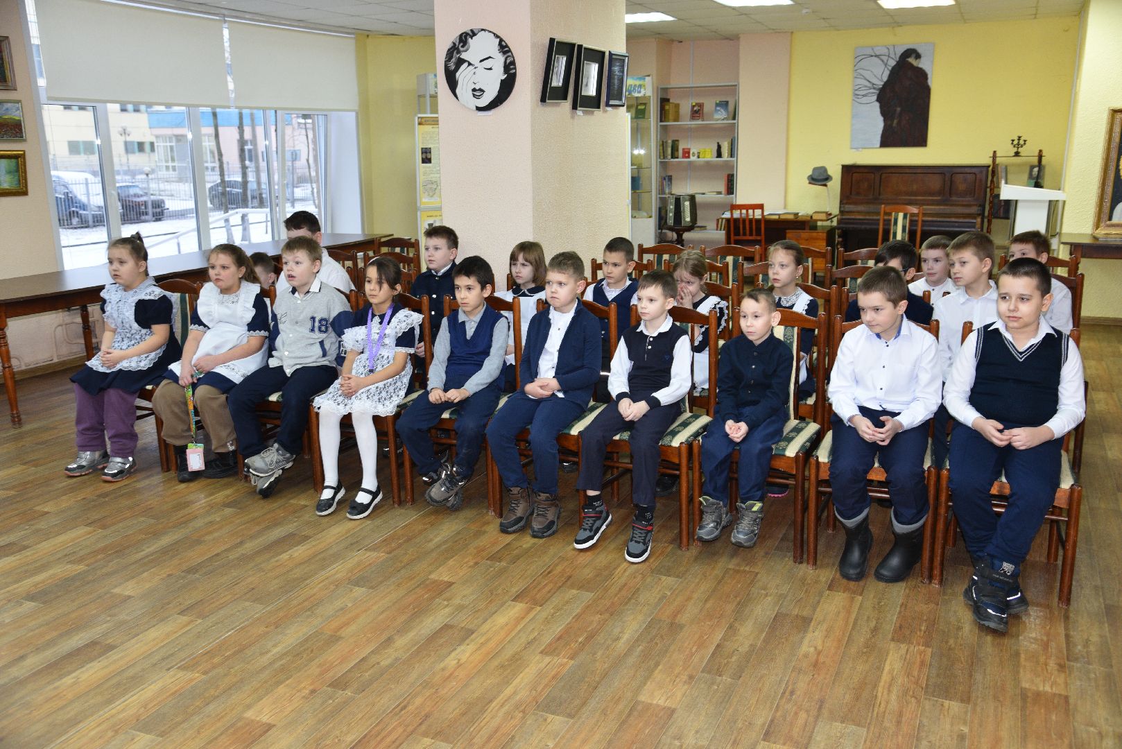 лотошино, лотошинская библиотека, разговоры о важном, международный женский день,