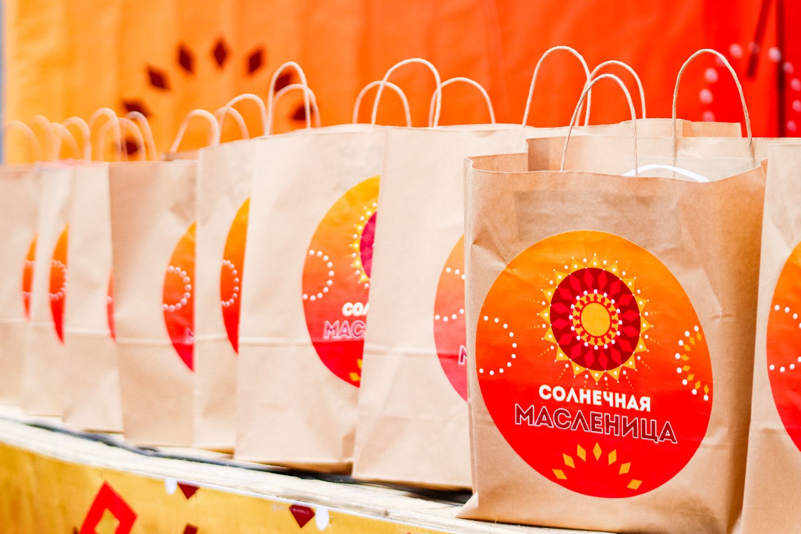 Клин, общество, культура, Масленица, блины, конкурсы, Подмосковье, вертикалки,