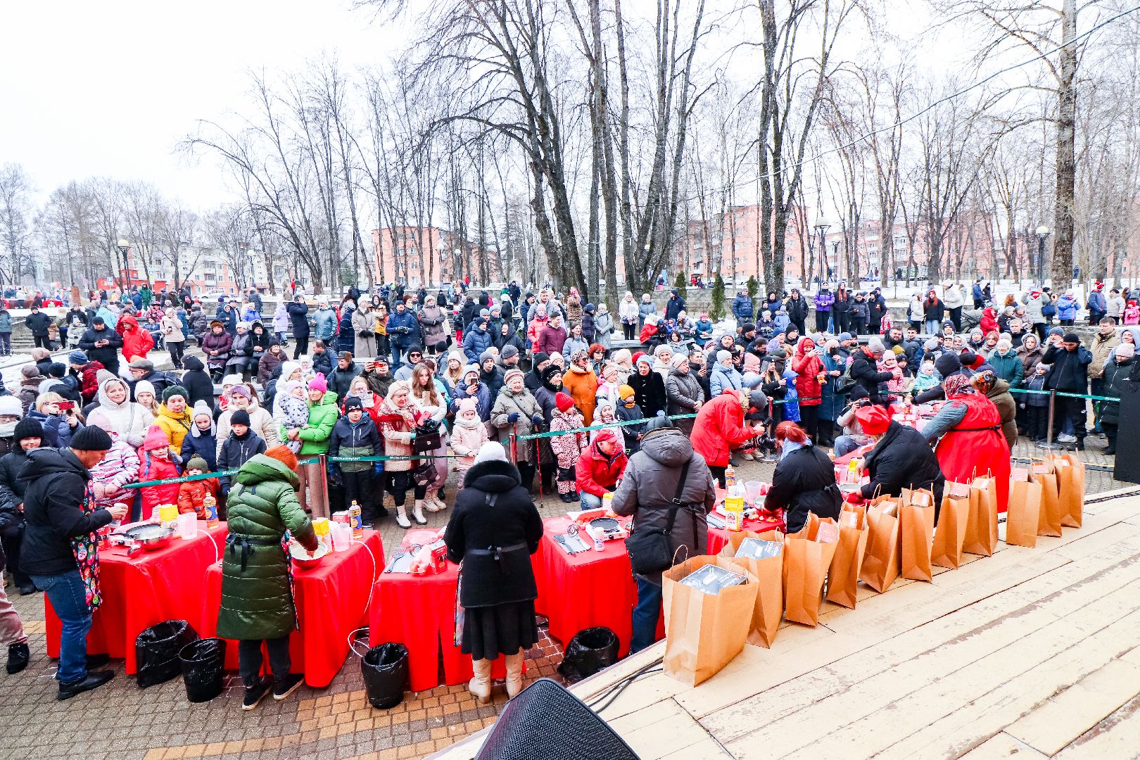 Клин, общество, культура, Масленица, блины, конкурсы, Подмосковье, вертикалки,