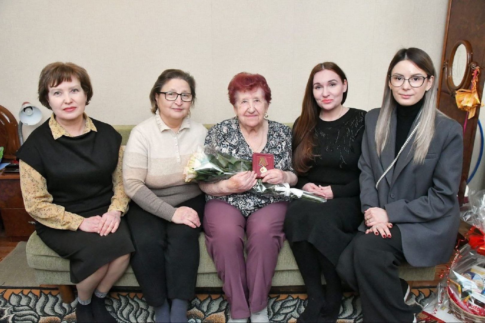 вертикалки, вручение медали, 80 лет Победы, Великая Отечественная война, юбилей победы,власиха юбилей победы,